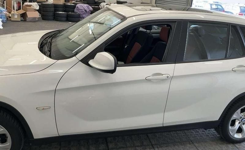 Usado BMW X1 Comfort Edition 150 CV (110 kW) 2012 Blanco SUV