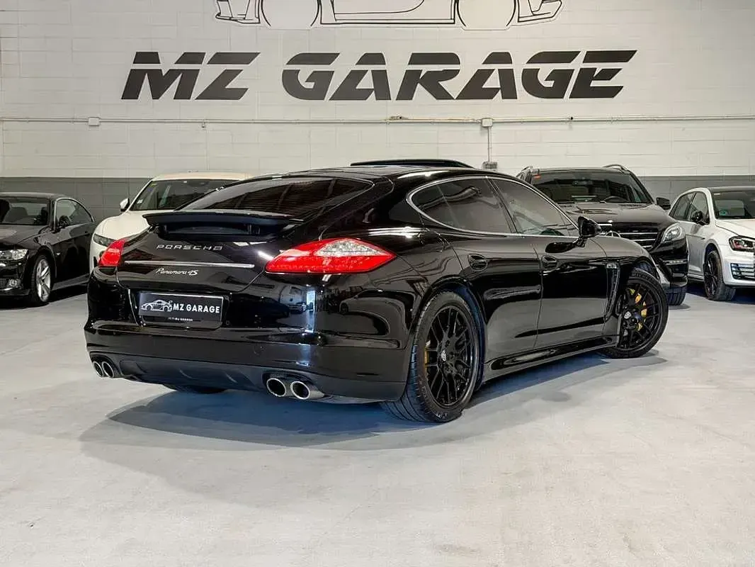 Usado Porsche Panamera 4S 400 CV (294 kW) 2010 Negro Utilitario
