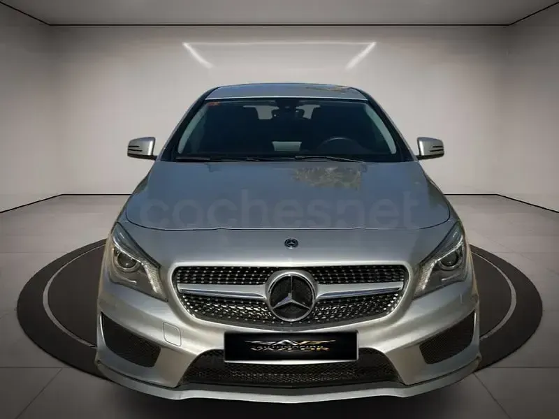Usado Mercedes CLA200 Shooting Brake AMG line 136 CV (100 kW) 2016 Gris / plata Familiar