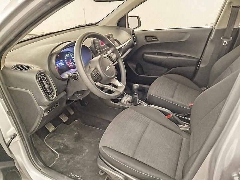 Usado Kia Picanto 63 CV (46 kW) 2024 Gris / plata Utilitario