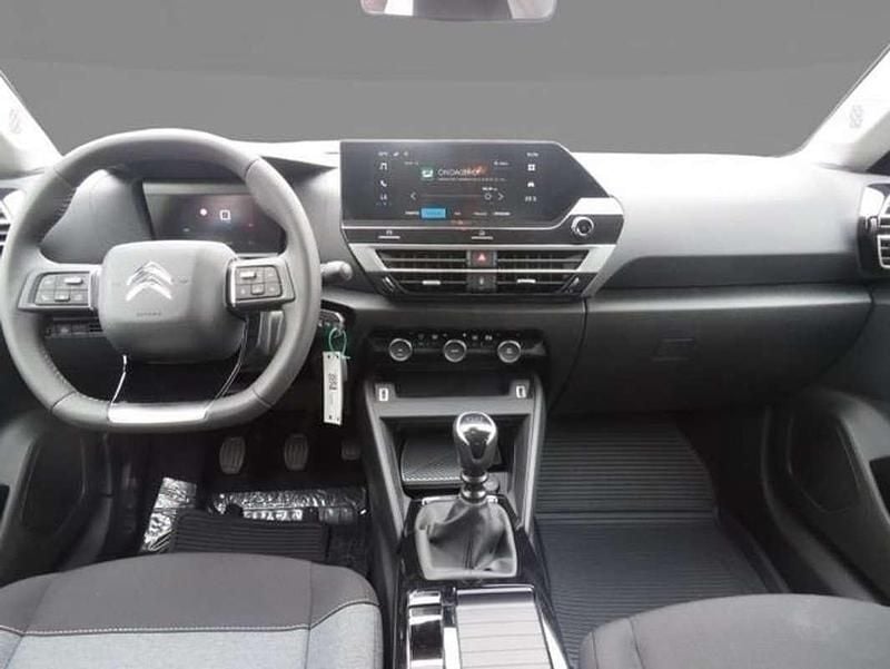 Usado Citroën C4 Feel 101 CV (74 kW) 2023 Gris SUV
