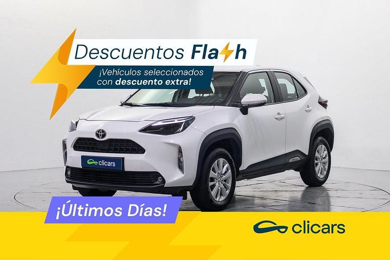 Blanco Usado 2023 Toyota Yaris Cross Active SUV | 20.890 € (Un poco caro) - Imagen 1/4