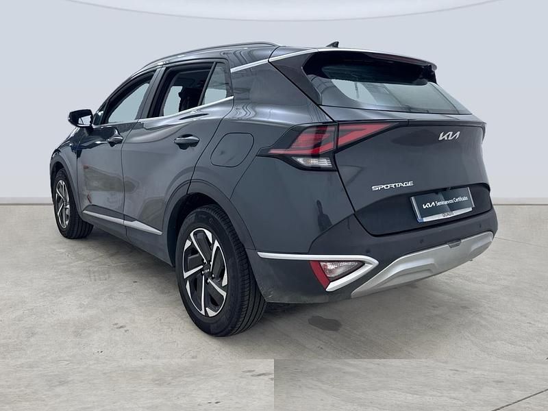 Usado Kia Sportage 150 CV (110 kW) 2024 Gris SUV