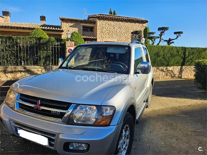 Gris / plata Usado 2000 Mitsubishi Montero SUV | 12.500 € (Precio justo) - Imagen 1/4