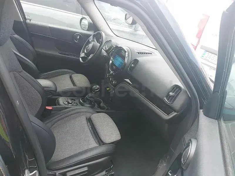 Käytetty Mini Cooper S Countryman 220 HP (161 kW) 2022 Musta Katumaasturi