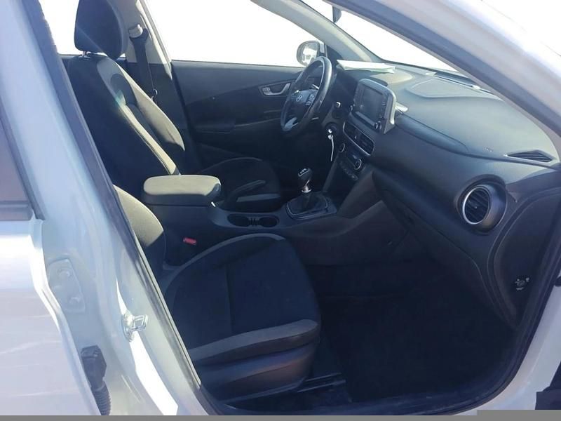 Usado Hyundai Kona 115 CV (84 kW) 2019 Blanco SUV