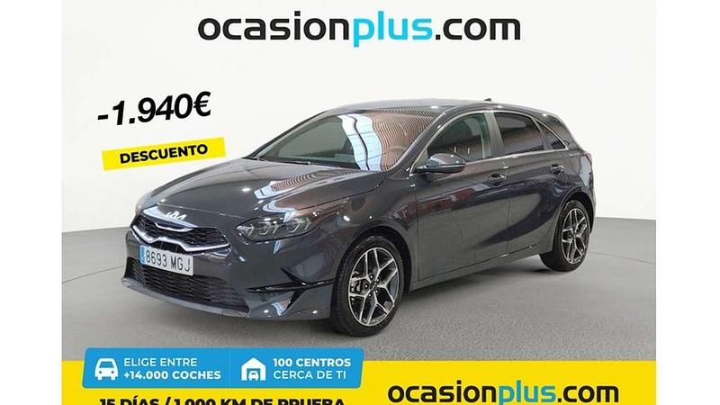 Gris Usado 2023 Kia Ceed Utilitario | 19.000 € (Precio justo) - Imagen 1/4