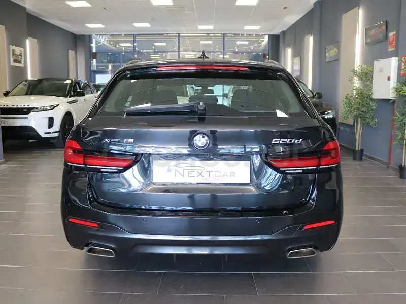 Usado BMW 520 Comfort Edition 190 CV (139 kW) 2021 Negro Berlina