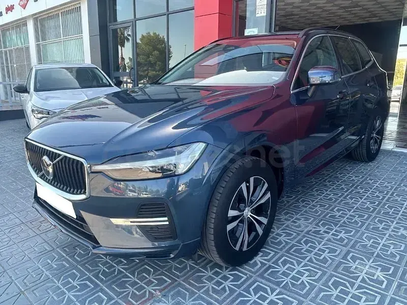 Usado Volvo XC60 Plus 197 CV (144 kW) 2022 Azul SUV