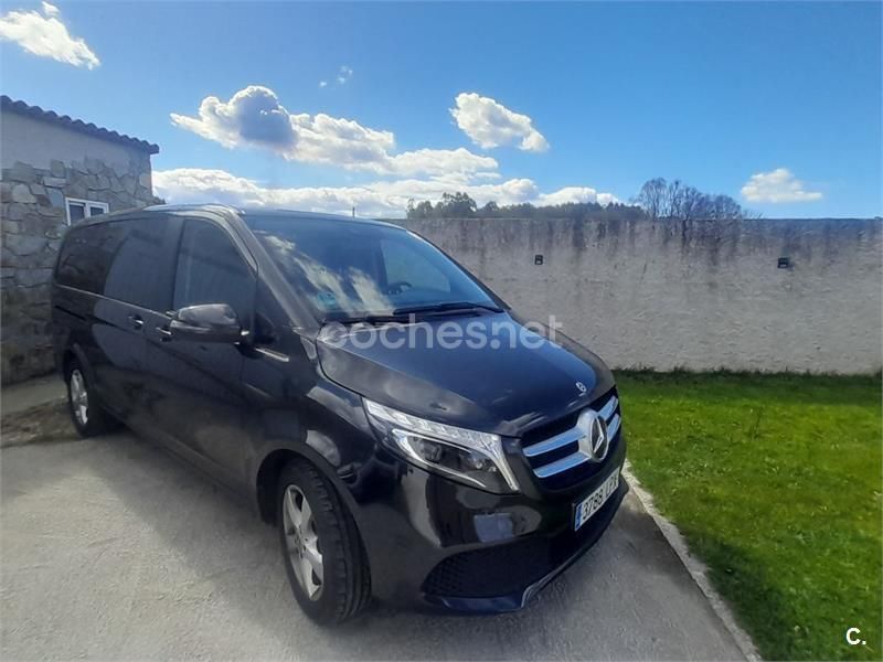 Usado Mercedes V220 163 CV (119 kW) 2021 Negro Monovolumen