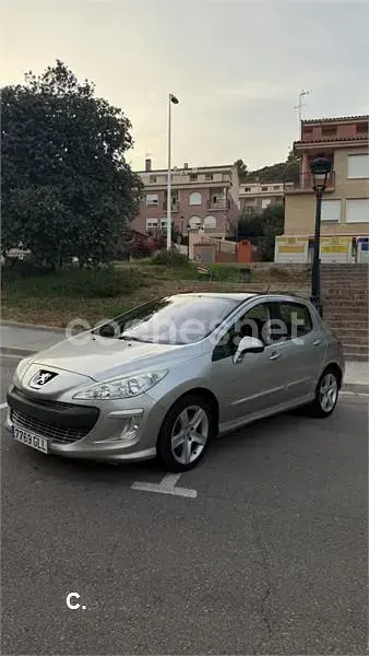 Usado Peugeot 308 Premium 136 CV (100 kW) 2009 Gris / plata Berlina