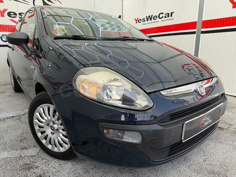 Usado Fiat Punto Evo Life 75 CV (55 kW) 2011 Azul Utilitario