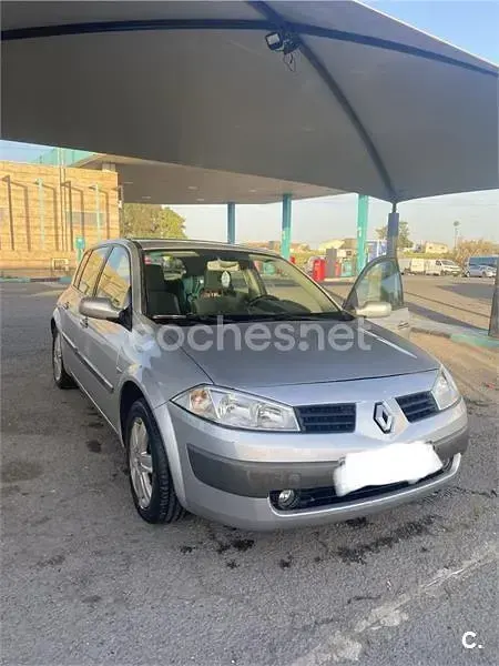 Usado Renault Mégane Extreme 120 CV (88 kW) 2005 Gris / plata Berlina