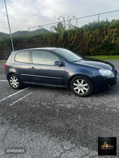 Usado VW Golf IV Sportline 140 CV (102 kW) 2004 Gris Berlina