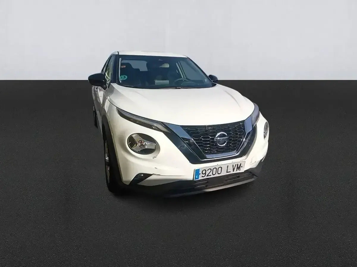 Usado Nissan Juke Acenta 114 HP (83 kW) 2021 Branco SUV