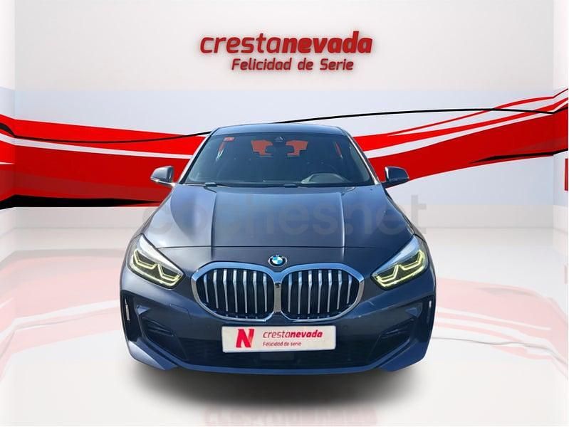 Usado BMW 118 Comfort Edition 150 CV (110 kW) 2021 Gris / plata Utilitario