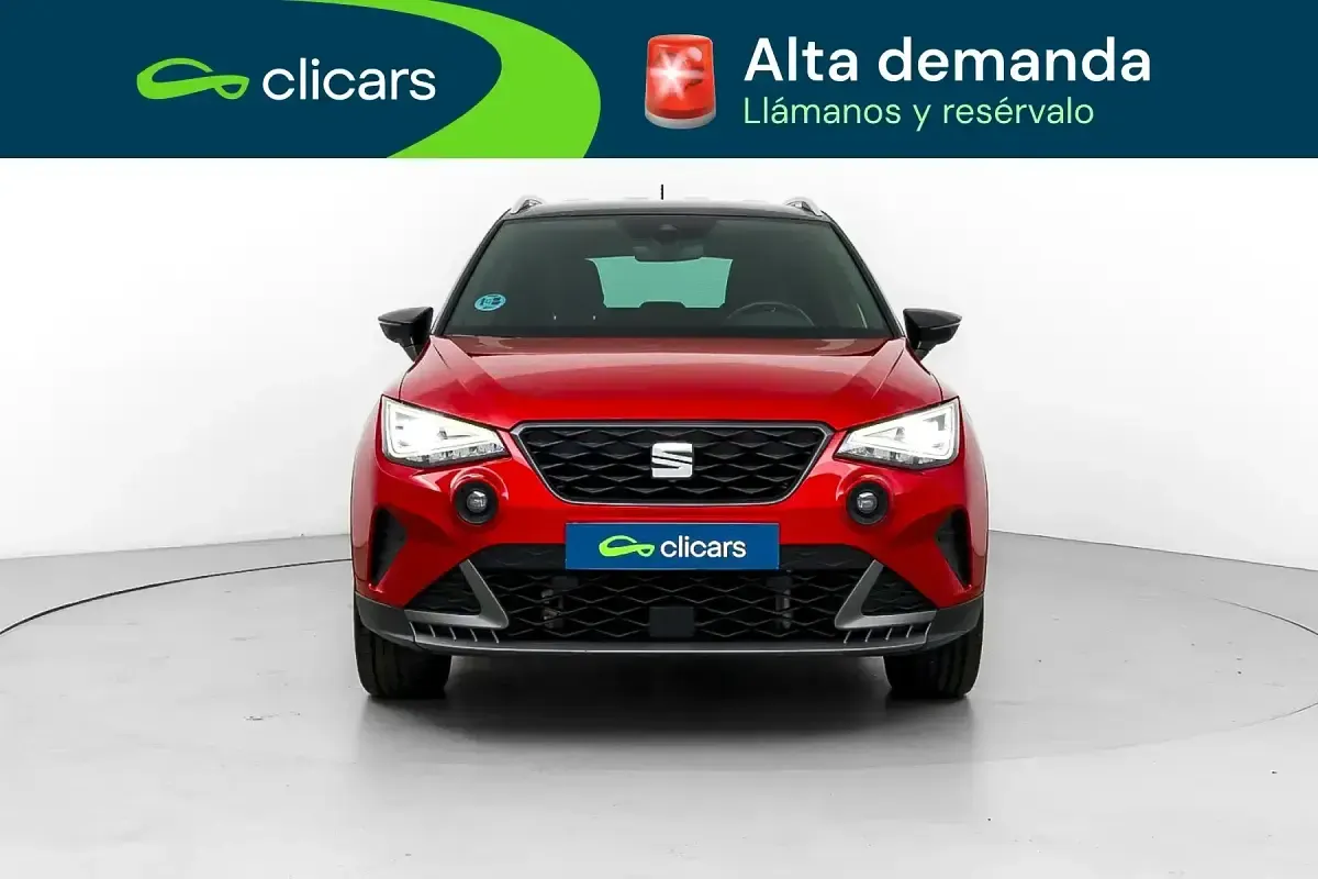 Usado Seat Arona FR 110 CV (80 kW) 2022 Rojo SUV