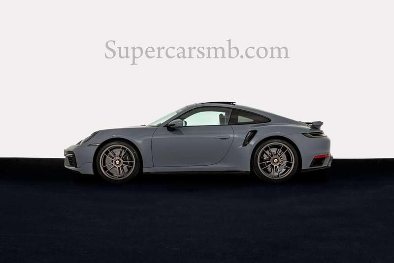 Käytetty Porsche 992 650 HP (478 kW) 2022 Harmaa Coupe - kaksiovinen