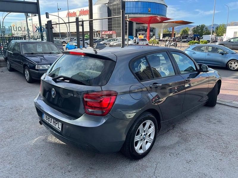 Usado BMW 114 95 CV (69 kW) 2014 Gris / plata Utilitario