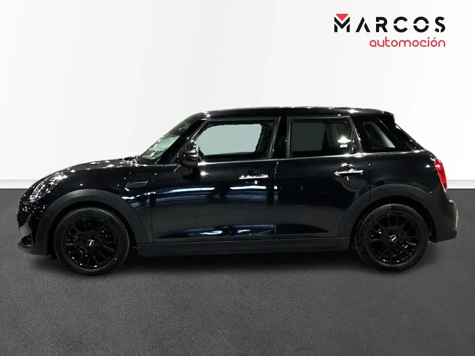Usado Mini Cooper 136 CV (100 kW) 2023 Negro Utilitario