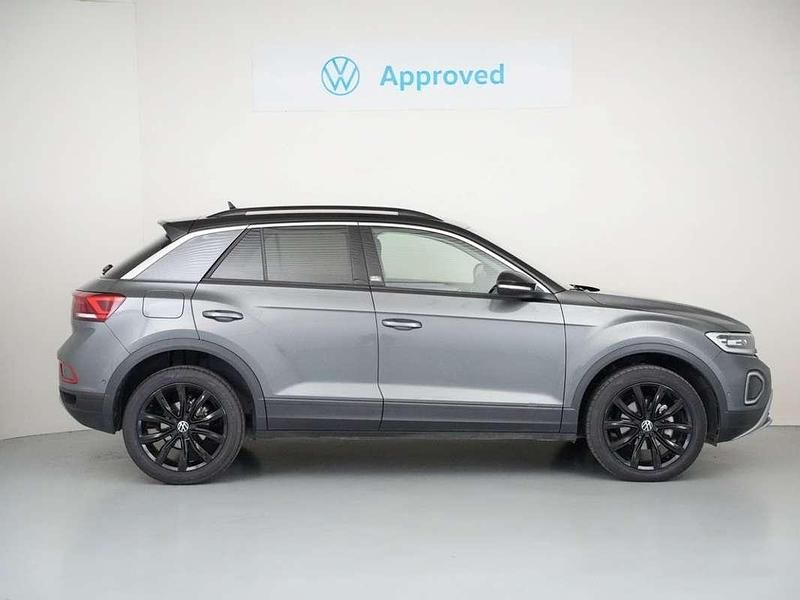 Usado VW T-Roc Life 116 CV (85 kW) 2024 Gris SUV