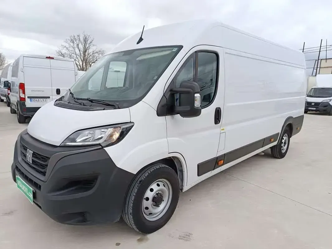 Usado Fiat Ducato 140 CV (102 kW) 2022 Blanco Van
