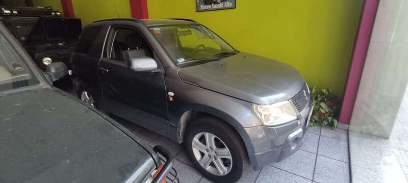 Usado 2007 Suzuki Grand Vitara SUV | 8600 € (Precio justo) - Imagen 1/4