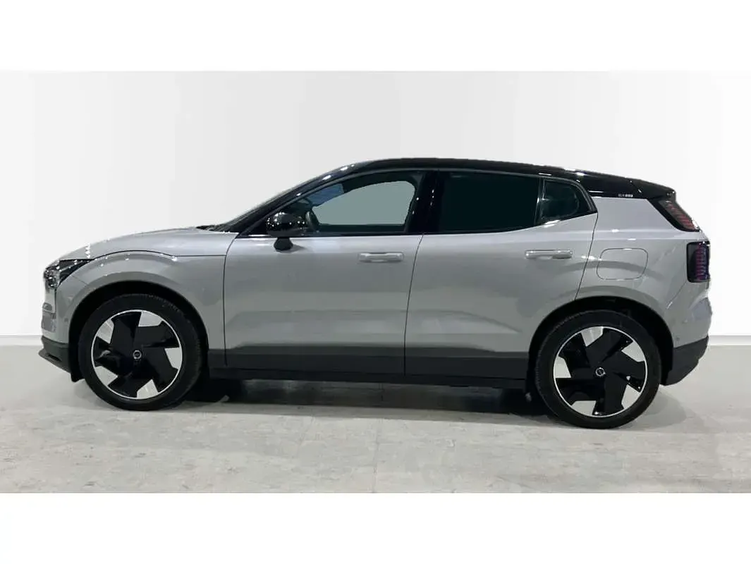 Usado Volvo EX30 Ultra 200 kW (272 CV) 2024 Gris SUV