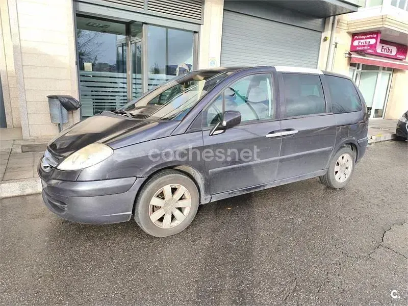 Usado Citroën C8 138 CV (101 kW) 2007 Gris / plata Monovolumen