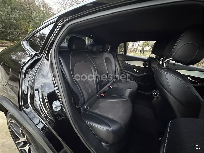 Usado Mercedes GLC220 194 CV (142 kW) 2018 Negro Coupe