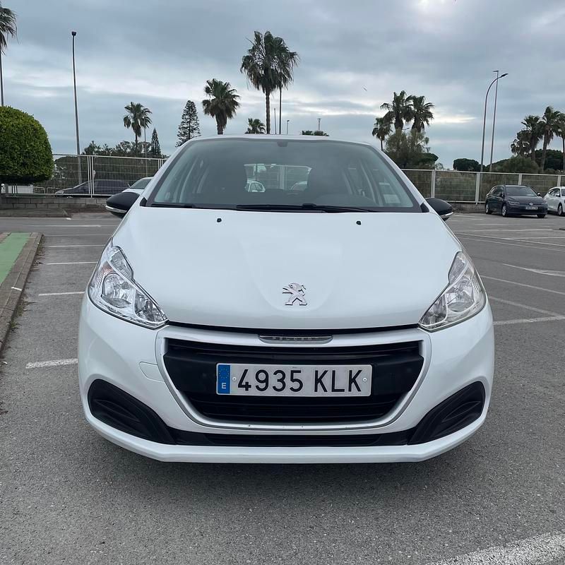 Usado Peugeot 208 75 CV (55 kW) 2018 Utilitario