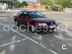 Usado VW Passat Comfortline 110 CV (80 kW) 1997 Granate Berlina