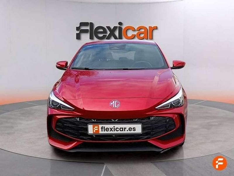 Usado MG MG3 116 CV (85 kW) 2025 Rojo Utilitario