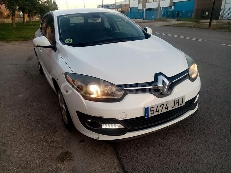 Usado Renault Mégane IV Business 110 CV (80 kW) 2016 Blanco Berlina