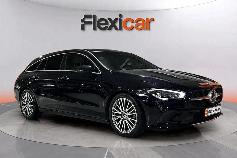 Negro Usado 2021 Mercedes CLA200 Shooting Brake Familiar | 25.490 € (Super precio) - Imagen 1/4