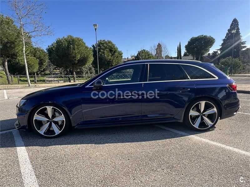 Usado Audi RS4 Ambiente 450 CV (330 kW) 2018 Azul Familiar