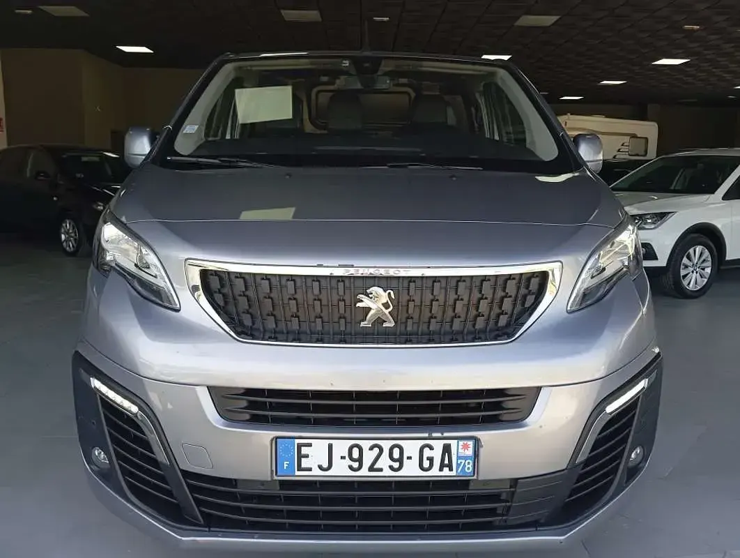 Usado Peugeot Expert S 179 CV (131 kW) 2017 Gris Van