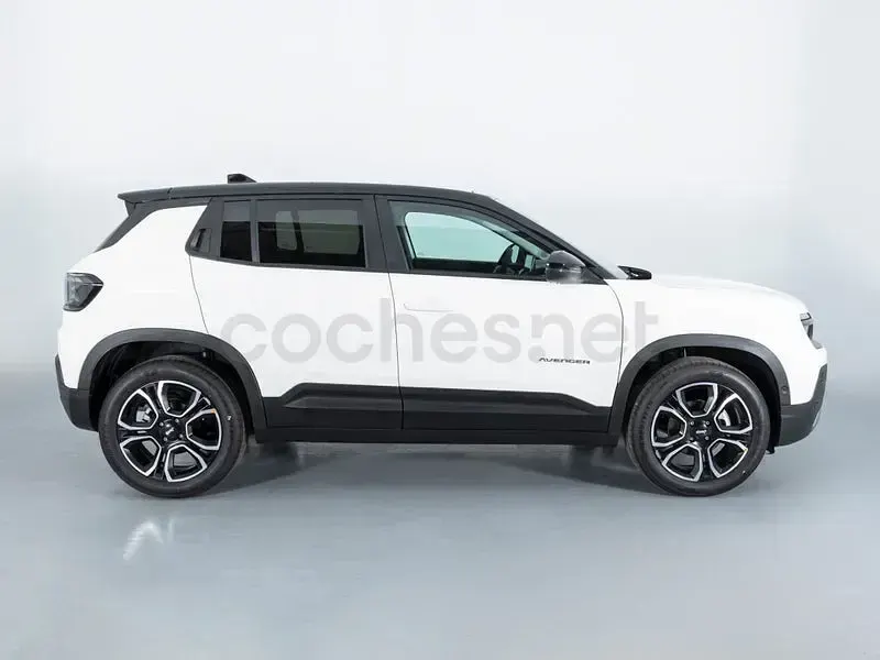 Nuevo Jeep Avenger Altitude 100 CV (73 kW) 2026 Blanco SUV
