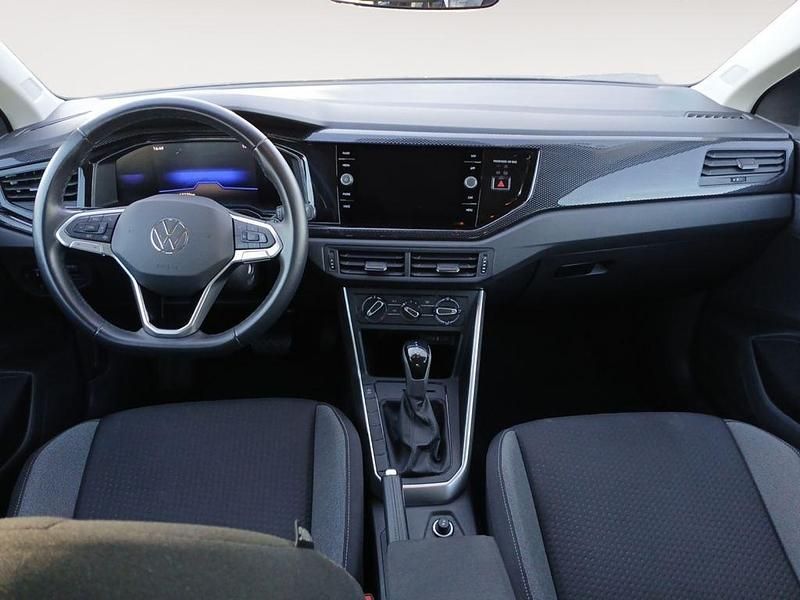 Usado VW Polo Life 95 CV (69 kW) 2024 Azul Berlina