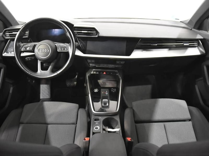 Usado Audi A3 150 CV (110 kW) 2021 Azul