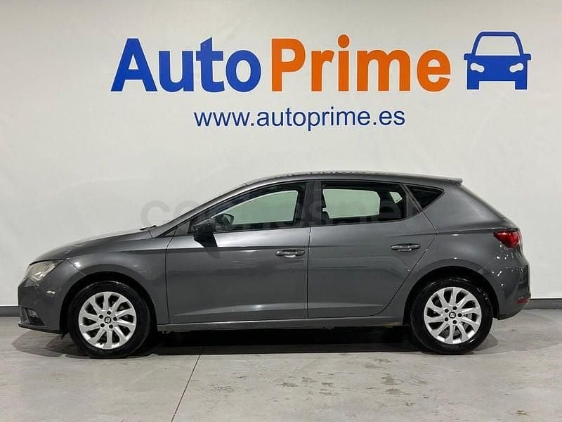 Usado Seat Leon Style 105 CV (77 kW) 2013 Azul Berlina
