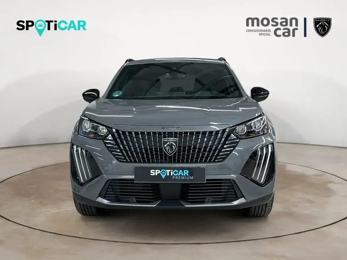 Begagnad Peugeot 2008 Allure 145 HK (106 kW) 2025 Grå SUV