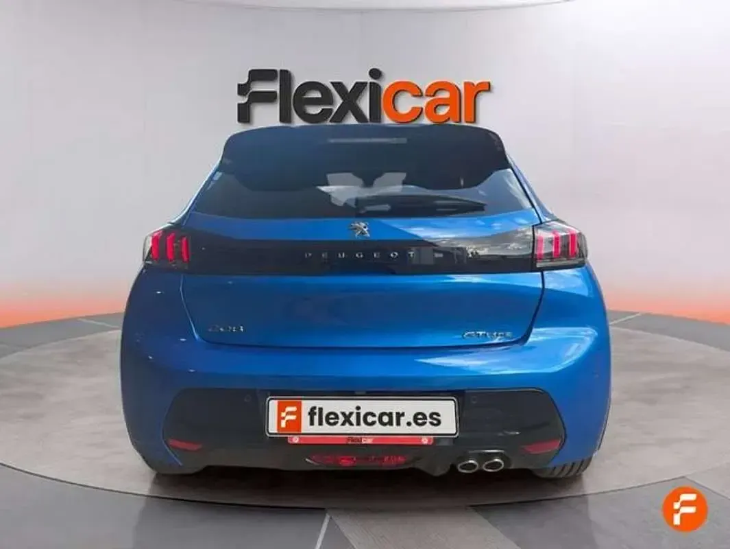 Usado Peugeot 208 GT-line 131 CV (96 kW) 2019 Azul Utilitario