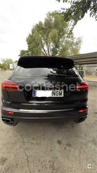 Usado Porsche Cayenne Platinum Edition 245 CV (180 kW) 2015 Negro SUV