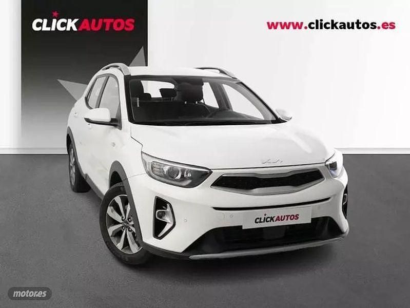 Usado Kia Stonic Active 100 CV (73 kW) 2025 Blanco SUV