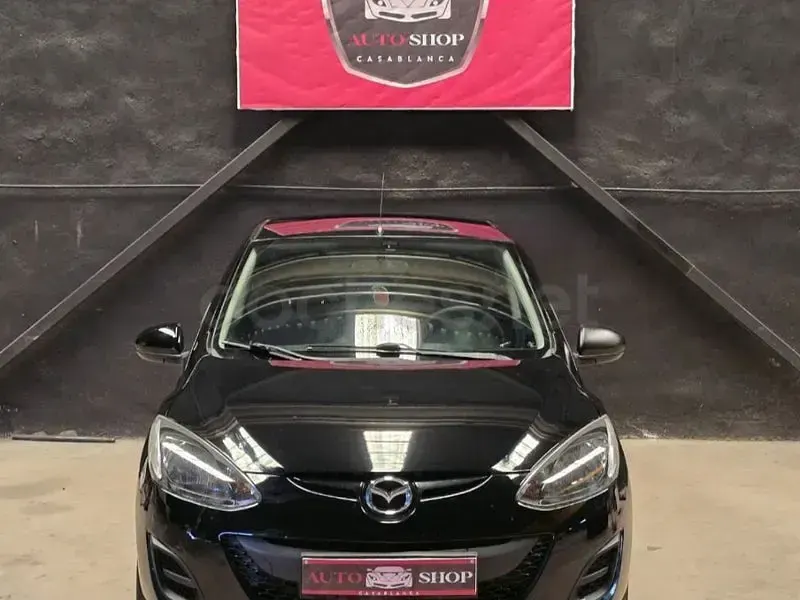 Occasion Mazda 2 Style 75 PK (55 kW) 2012 Zwart Hatchback