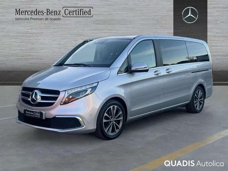 Plateado Usado 2021 Mercedes V300 Avantgarde Monovolumen | 59.975 € (Precio justo) - Imagen 1/4