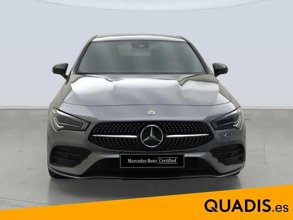 Usado Mercedes CLA200 150 CV (110 kW) 2023 Gris montaña Coupe