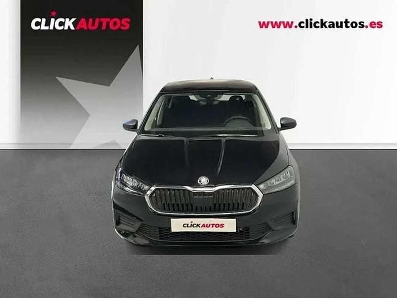 Usado Skoda Fabia Essence 80 CV (58 kW) 2025 Negro Utilitario