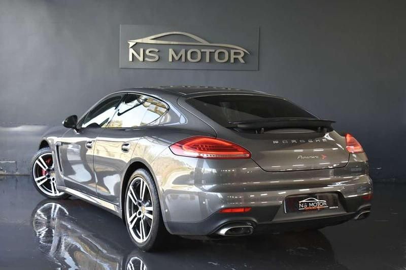 Usado Porsche Panamera 300 CV (220 kW) 2015 Gris Utilitario